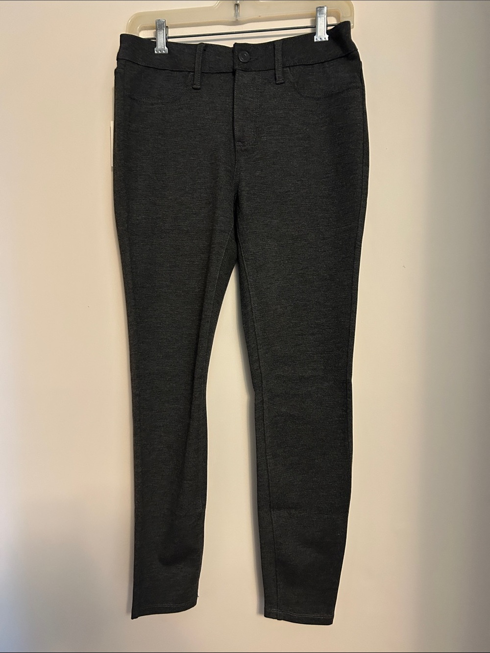 Lauren Conrad dark grey 72% rayon super skinny stretch pants  new/tags size M